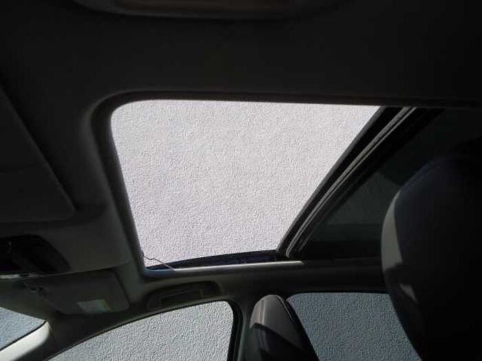 Honda HR-V 1.5 i-VTEC Executive*LED*Pano*SHZ* Klima