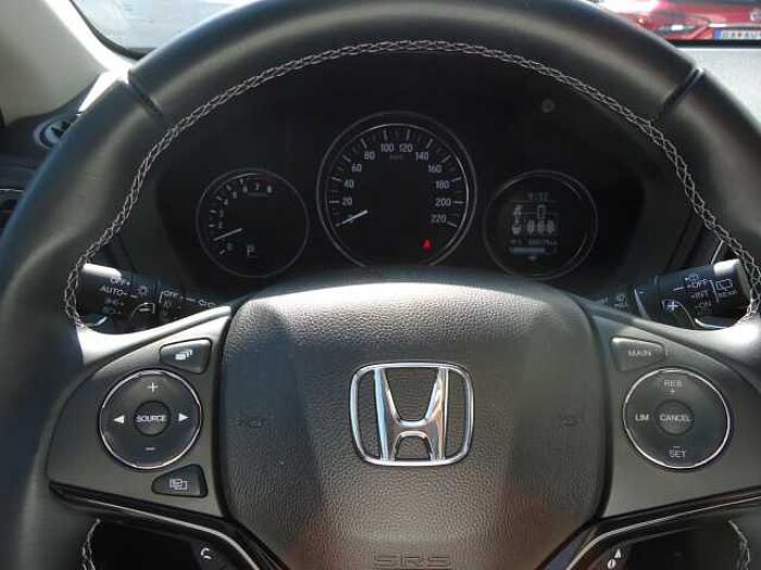 Honda HR-V 1.5 i-VTEC Executive*LED*Pano*SHZ* Klima