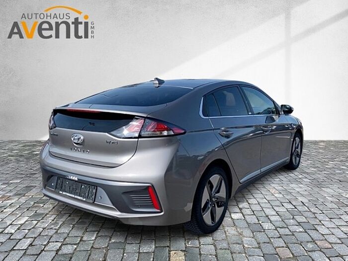Hyundai IONIQ 1,6 GDI HEV Style-Paket *LED*Navi*DAB+