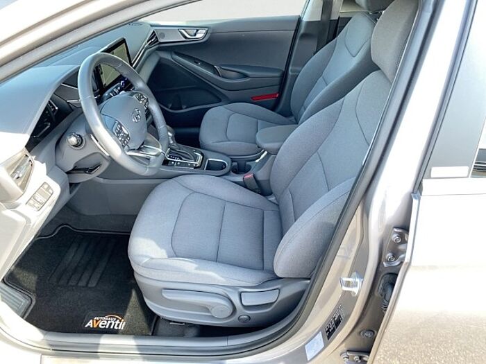 Hyundai IONIQ 1,6 GDI HEV Style-Paket *LED*Navi*DAB+