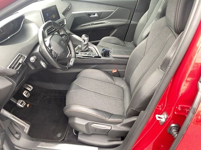 Peugeot 3008 2.0 BlueHDi 150 FAP Allure *Navi*LED*Pano*