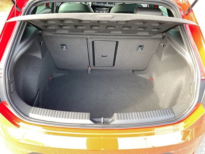 SEAT Leon 1.5 TSI FR *DSG*LED*Navi*ACC*SHZ*Kamera*